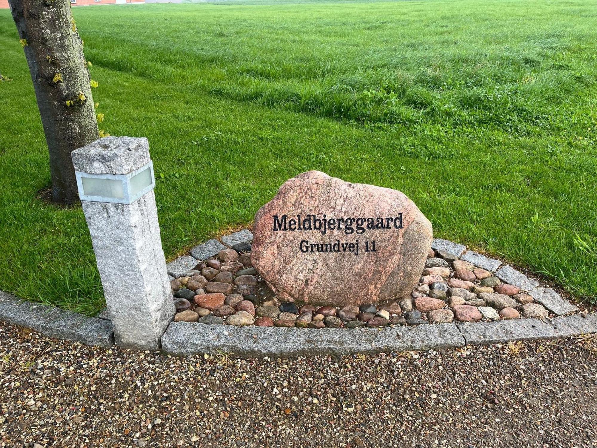 Meldbjerg Villa Stouby Bagian luar foto